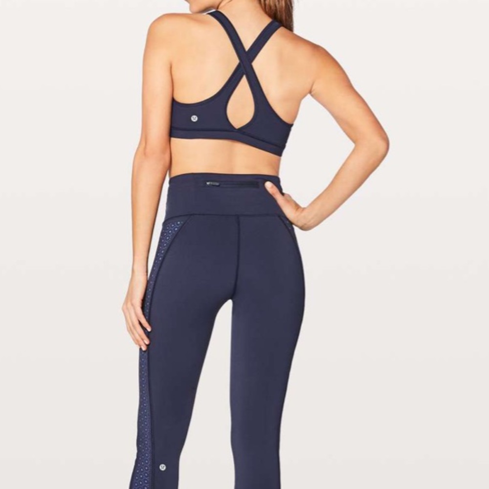 Lululemon sports bra - Picture 2 of 6